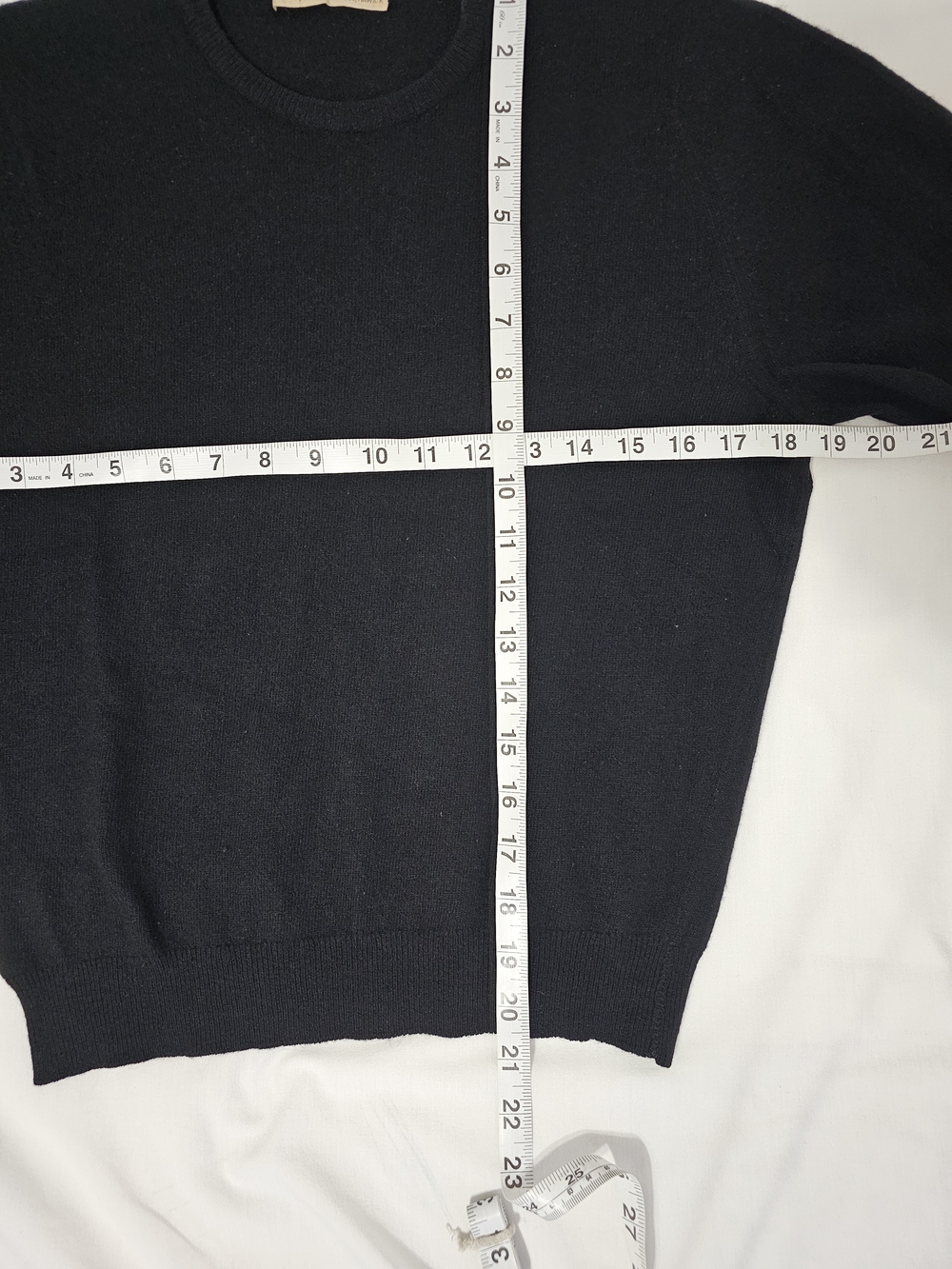 Vintage Barrie Scotland 100% Pure Cashmere Black Short Sleeve Sweater Women M/L - Picture 8 of 8